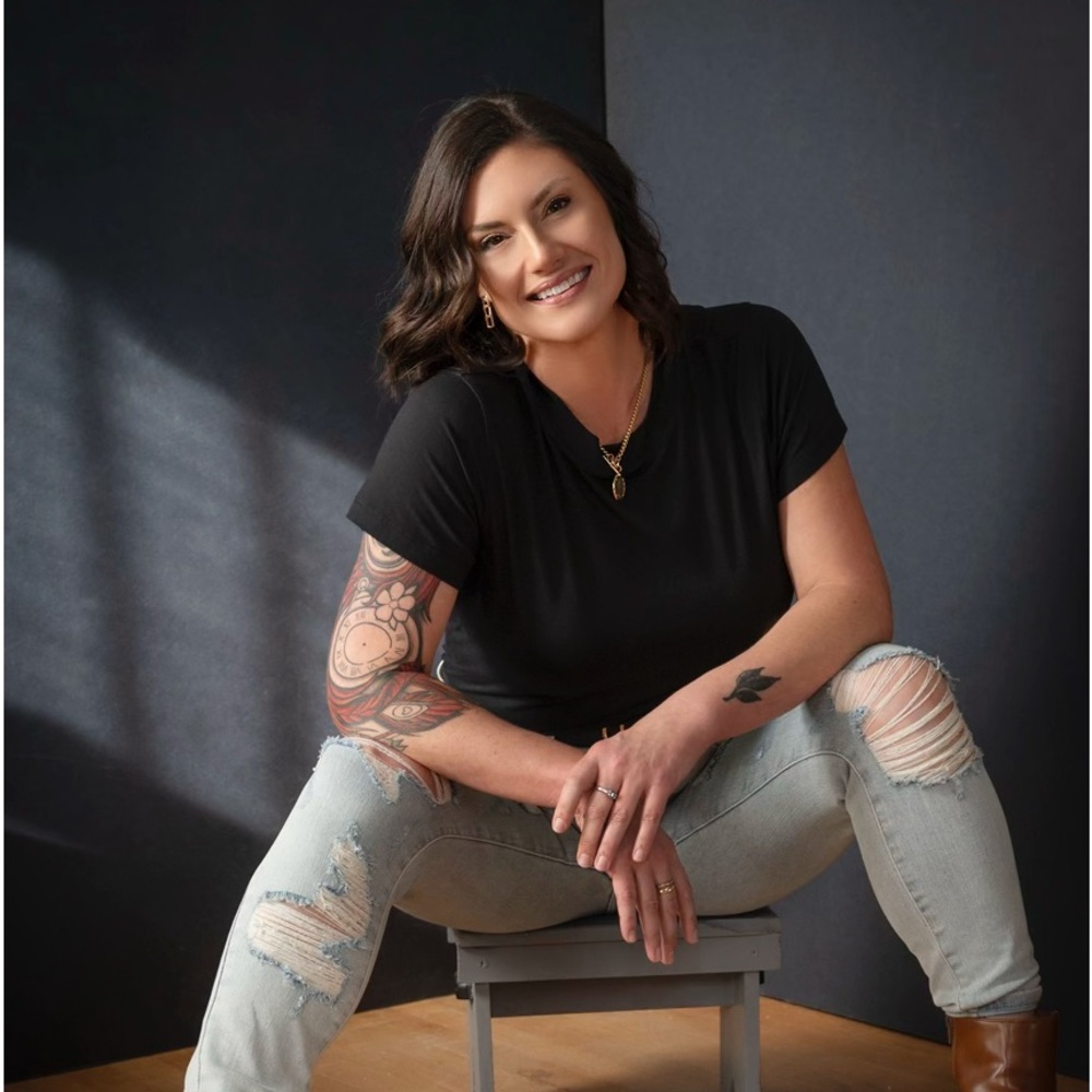 Meet your Posher, Suzanne